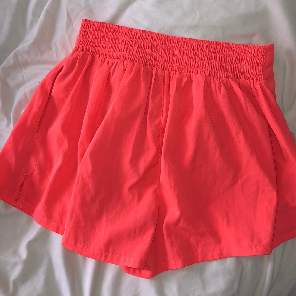 AE FLOWY SHORTS🌻